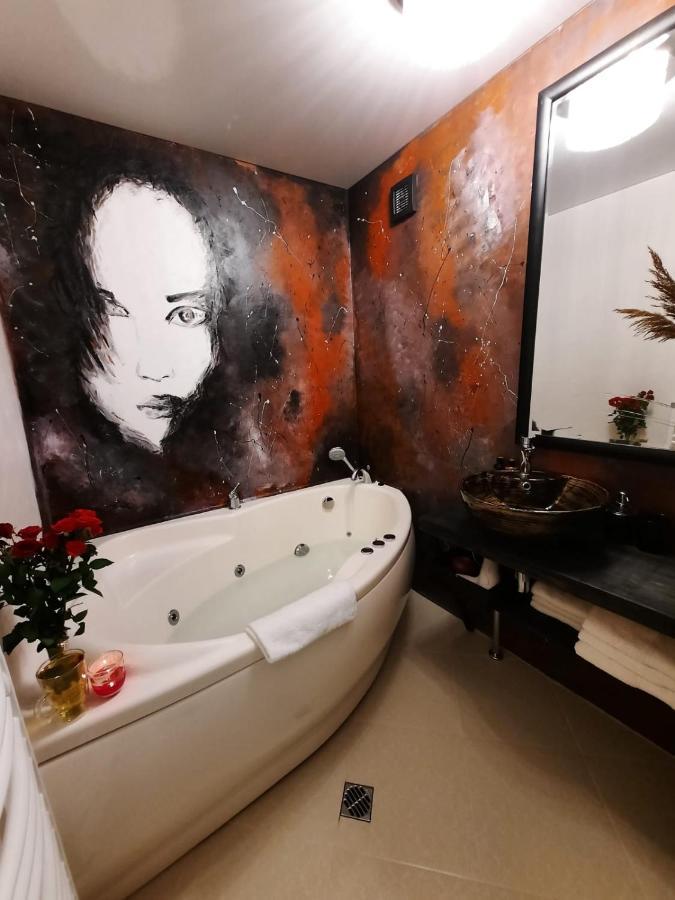 Amrai Appartement Ventspils Buitenkant foto